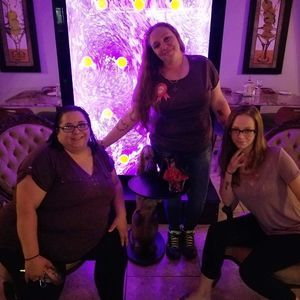 Meet your Posher, Robin